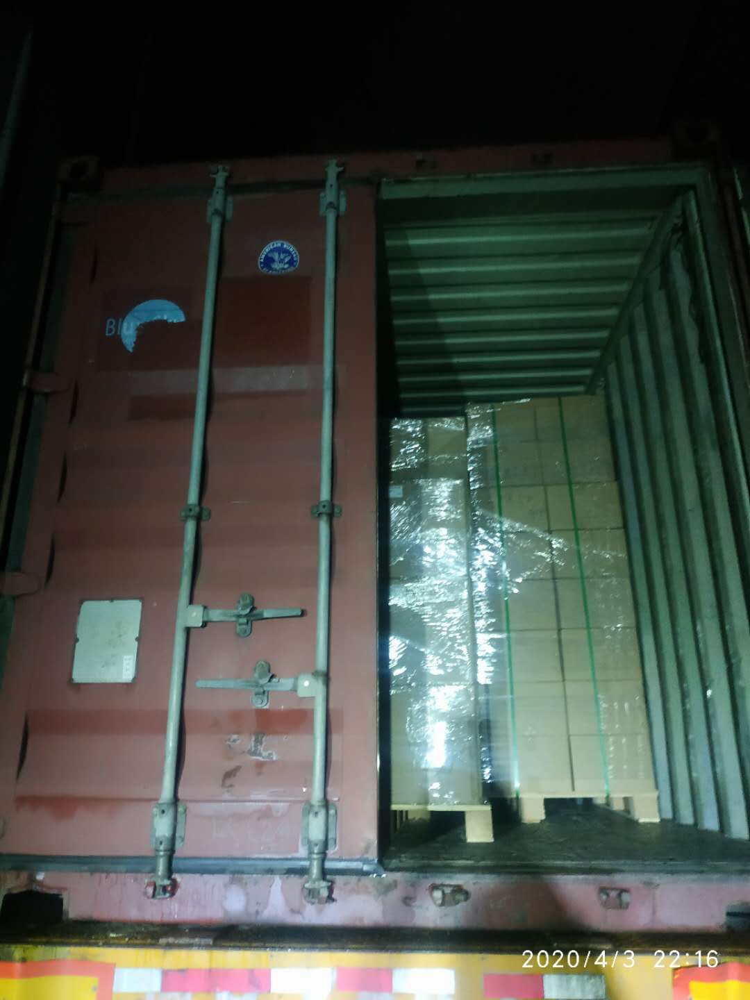 A full container of Self Adhesive Insulation Stick Pins shipped to Dubai, UAE